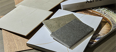 外構に使用するタイルなどのマテリアルなどのエクステリア製品の写真