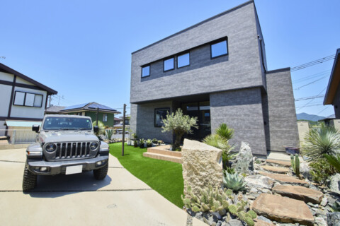 福岡県宗像市N様宅の新築外構 – 沢山の緑に囲まれた美しい外構・庭