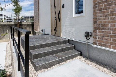 屋外タイル クォーツ［QUO］