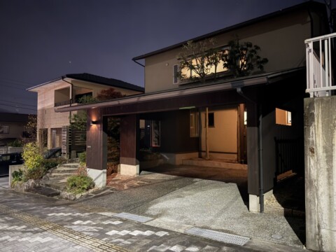 福岡県太宰府市I様宅の外構リフォーム-ここだけが放つ、静かな空気感。自然の美と和の心が息づく、上質な外構デザイン。