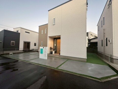 福岡県古賀市U様宅の外構リフォーム-ここだけに流れる特別な空気。唯一の匂いを纏った外構デザイン。